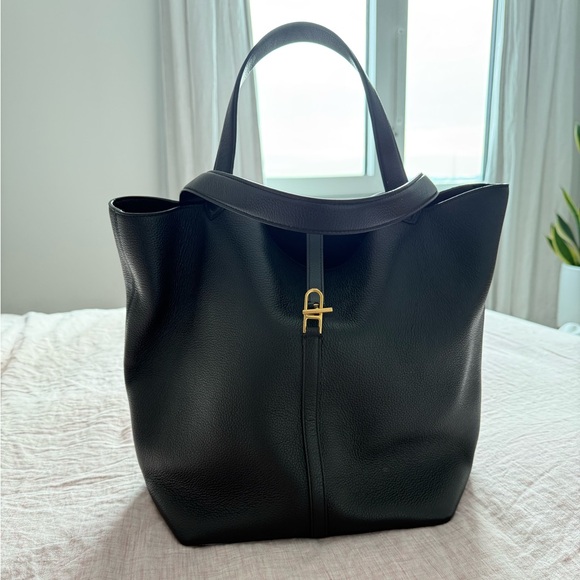 Savette Handbags - Savette “Toggle” tote bag